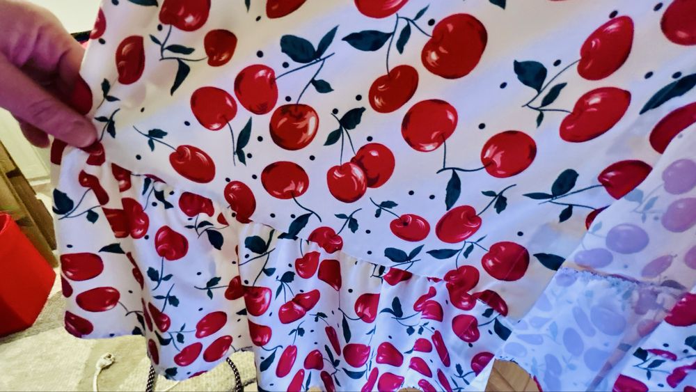 Rochie superba cirese  M-L