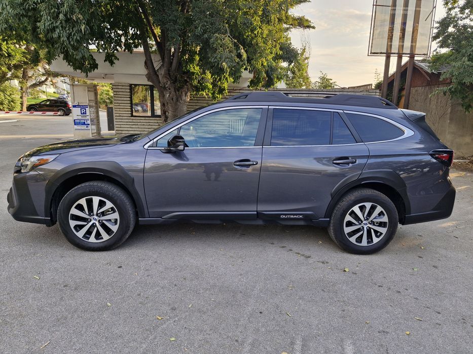 Продавам SUBARU QUTBACK PREMIUM 2.5 кб 182кс бензин 2024г на 25000км