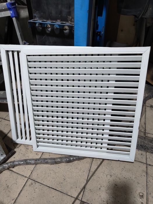 Экран для радиатора 60х60см