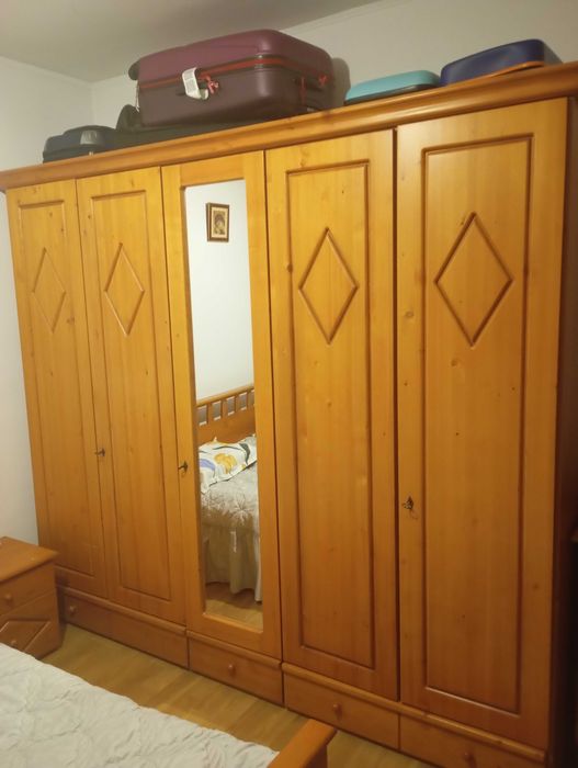 De vânzare canapea piele naturală