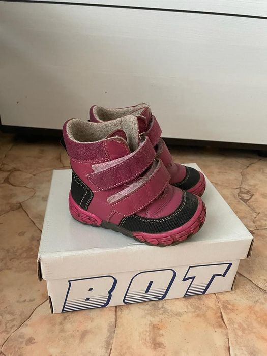 Продам детские ботинки на байке