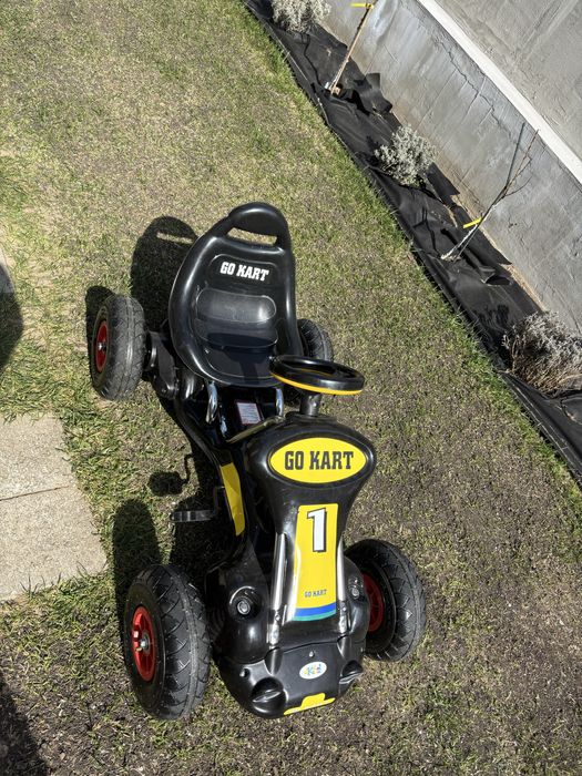 Kart cu pedale copii
