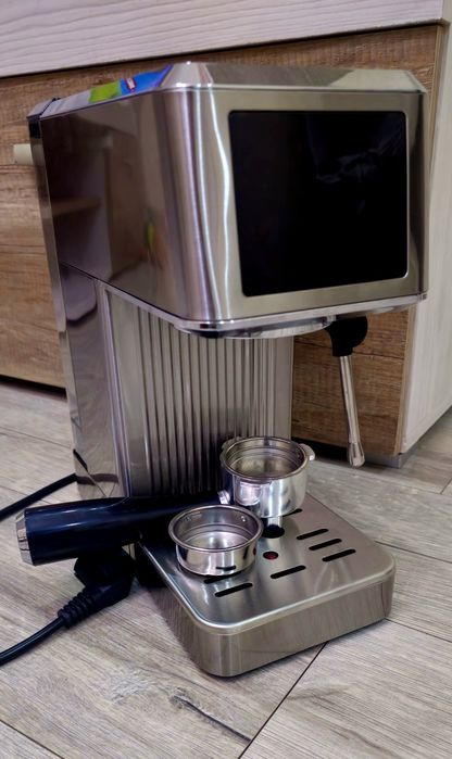 Продам кофемашину