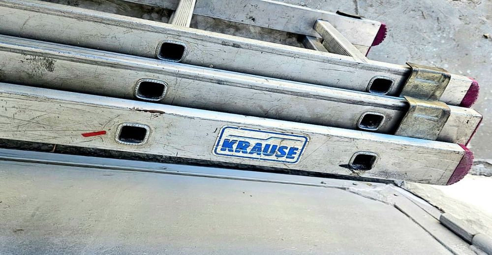 Лестница стремянка 3/11 KRAUSE