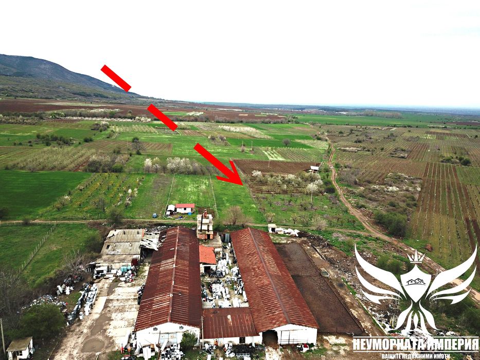Продава се Земеделски имот в с. Червен, Област Пловдив -  кв.м за 19350 €/дка - Снимка #1