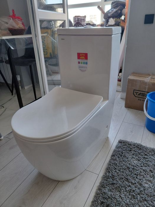 Продам унитаз Zotto