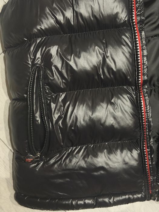 Мъжки елек, нов, Moncler XL