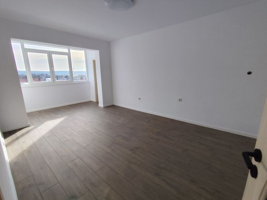 Продава се Тристаен апартамент в Варна, ХЕИ - 65 кв.м за 2691 €/кв.м - Снимка #3
