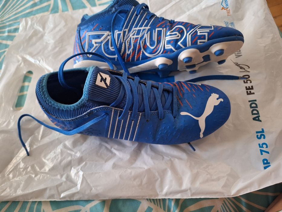 Бутонки за футбол