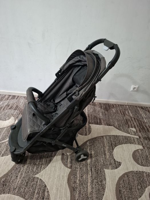 Продам коляску,  прогулочная  Mstar