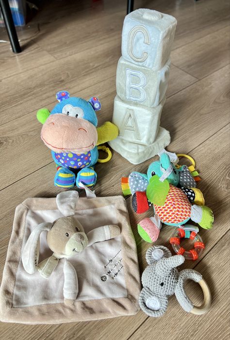 Голям лот играчки