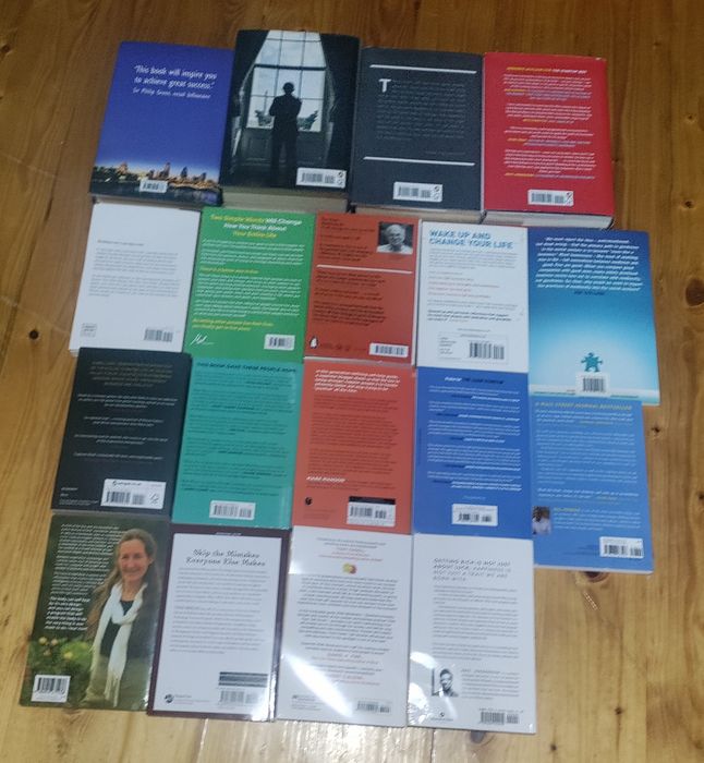 Като нови книги на английски език за личностно развитие!