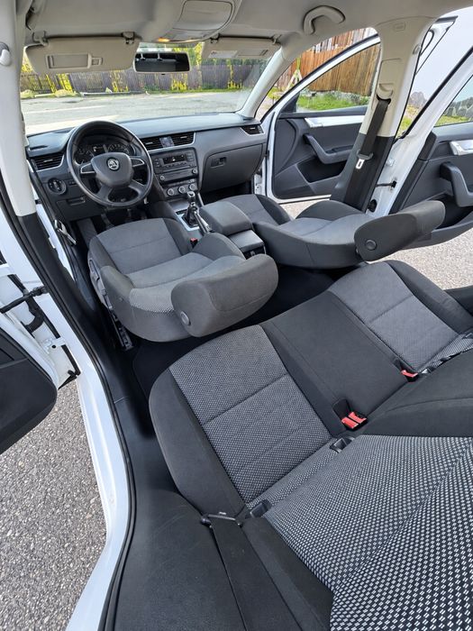 SKODA Octavia 2014 — imagine 5