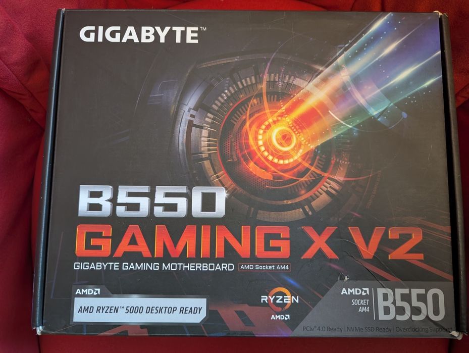 AMD Ryzen 5 5600X + дъно Gigabyte B550 Gaming X V2 + 32GB DDR4 RAM