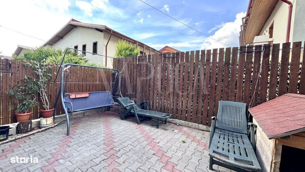 Apartament 3 camere de vanzare in Floresti