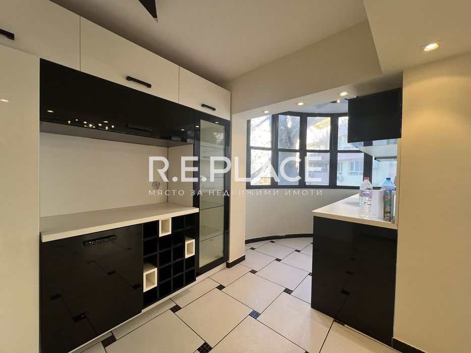 Продава се Четиристаен апартамент в Варна, Спортна зала - 136 кв.м за 2346 €/кв.м - Снимка #5