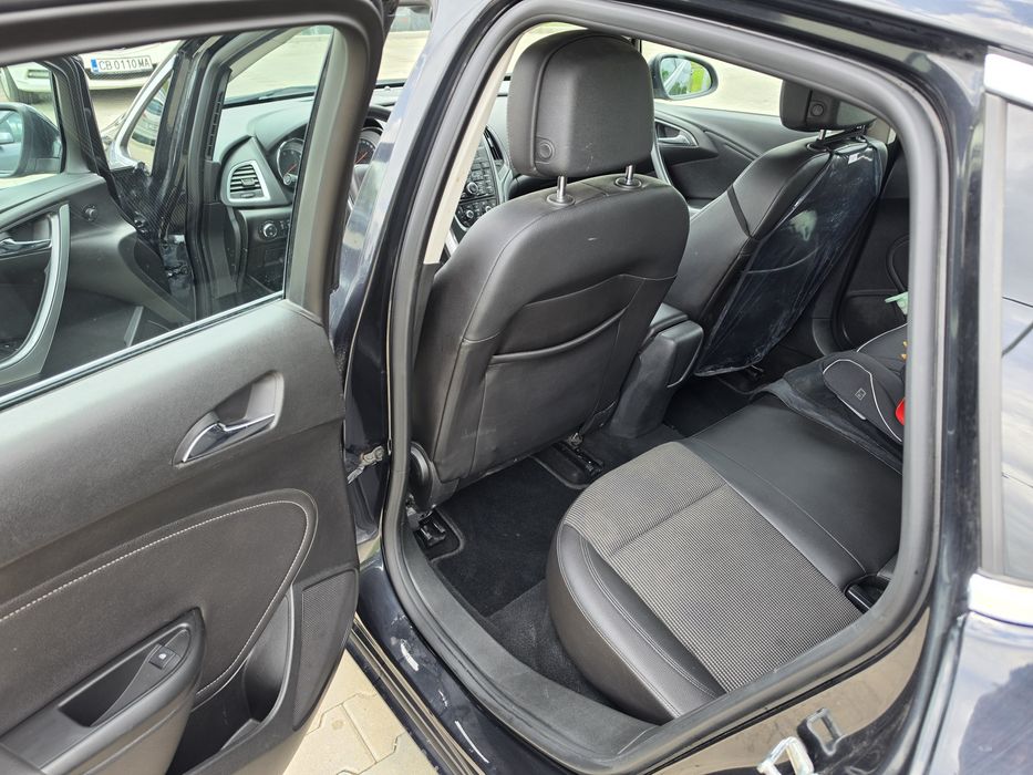 Opel Astra 1.7cdti 131hp