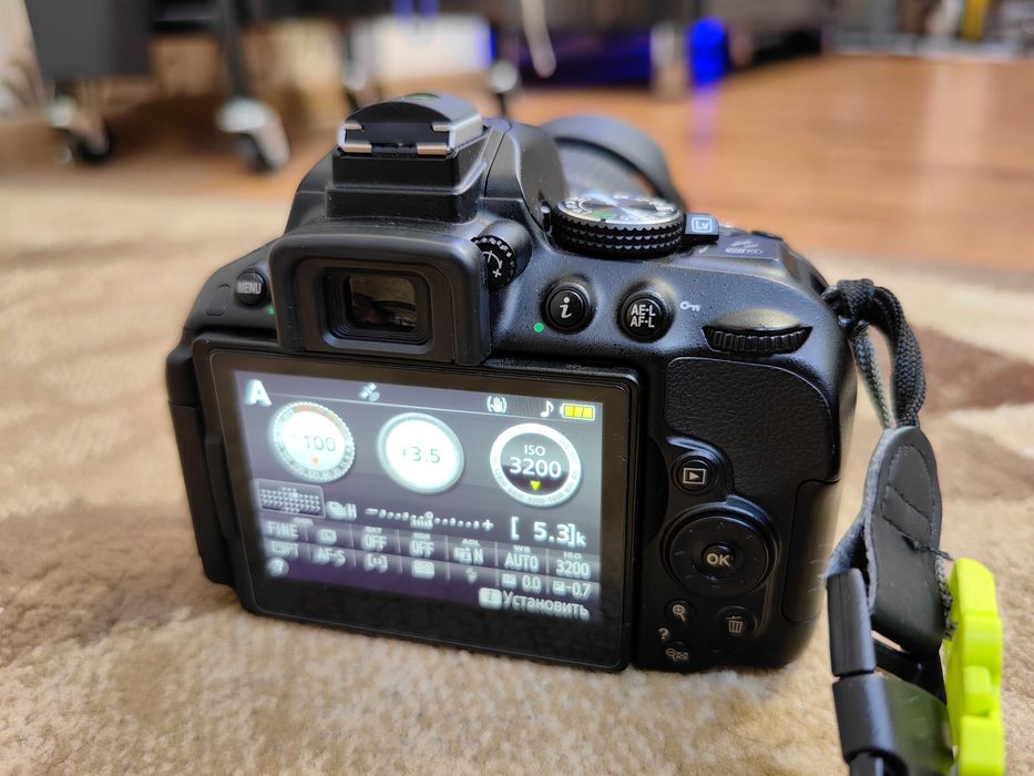 Nikon D5300 - пробег 10 тысяч кадров, в идеальном состоянии, комплект