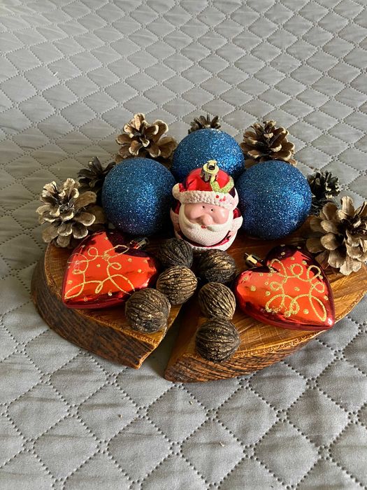 Коледна декорация за маса и стена