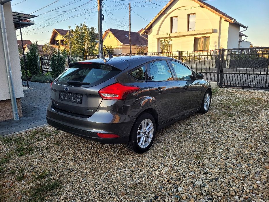 Ford Focus 2017 benzină