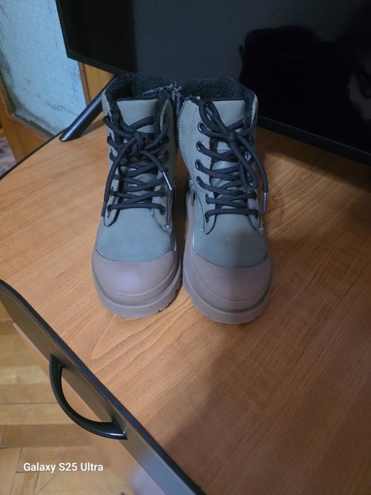 Bocanci H&M marimea29