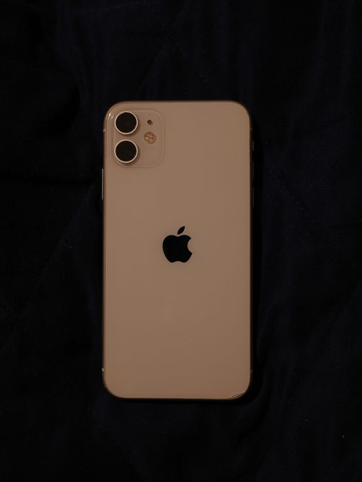 iPhone 11 Белый 64 гб