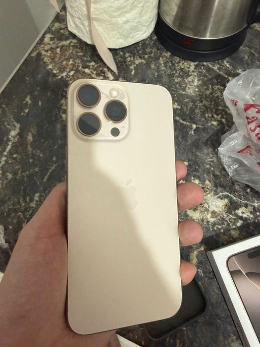 16 про макс 256 гб