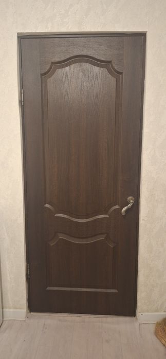 Продам двери межкомнатные