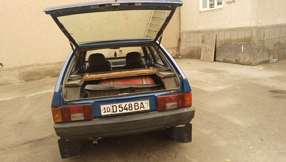 Ваз 2109 сотилади