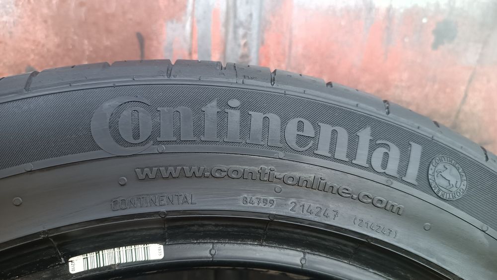 225/50/17 Continental