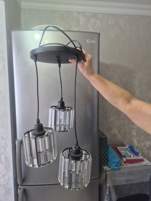 Люстра в отличном  состоянии  5000 тенге