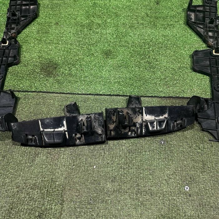 Крепления заднего бампера Toyota Highlander 2007/2013 год