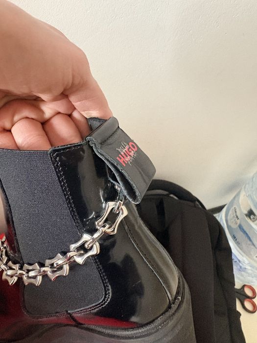 Боти Hugo Boss.