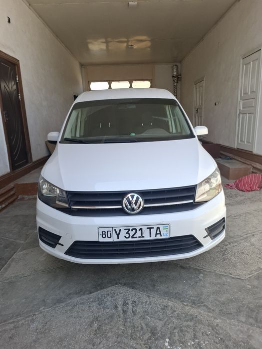 Caddy 2022  tredlayn