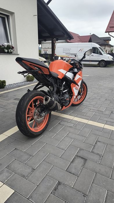 Motocicleta Ktm Rc 125 ABS pentru A1