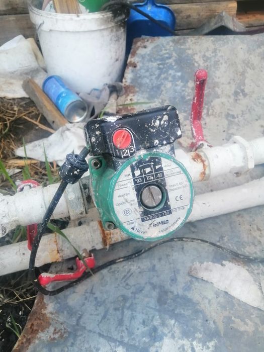 Продам печку,насос запаску на 14