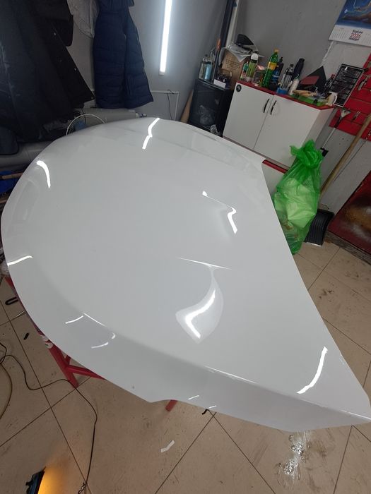 Chevrolet Onix капот