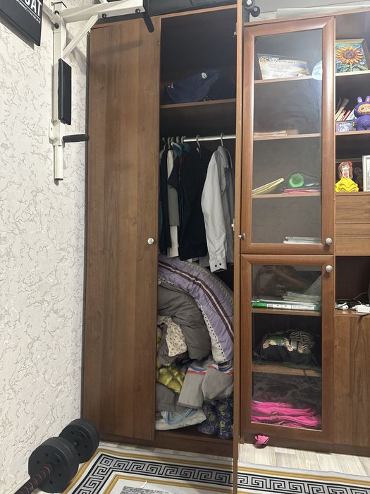 Продам шкаф стенку