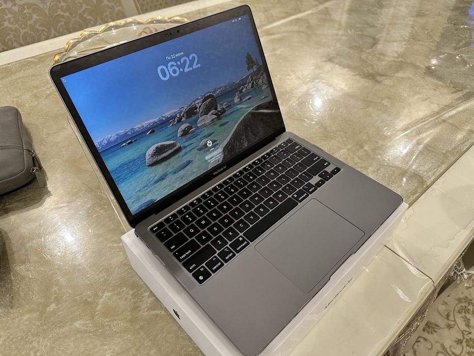 Apple MacBook Air 13 m1