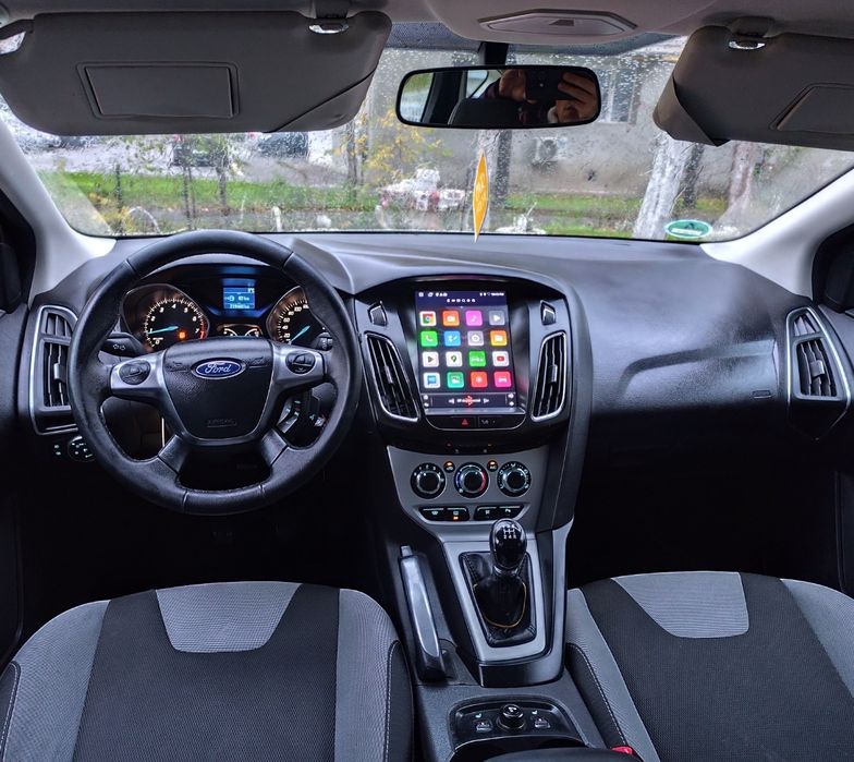 Ford Focus 1.6 benzină clasic, 2012, Navi, Park assist