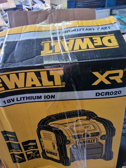 Радио DeWALT DCR020