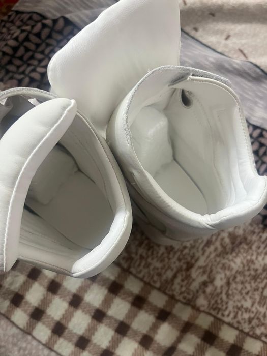 Сникерсы новые на танкетке