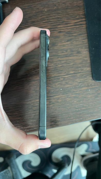 Айфон 15 про в отличном состояний