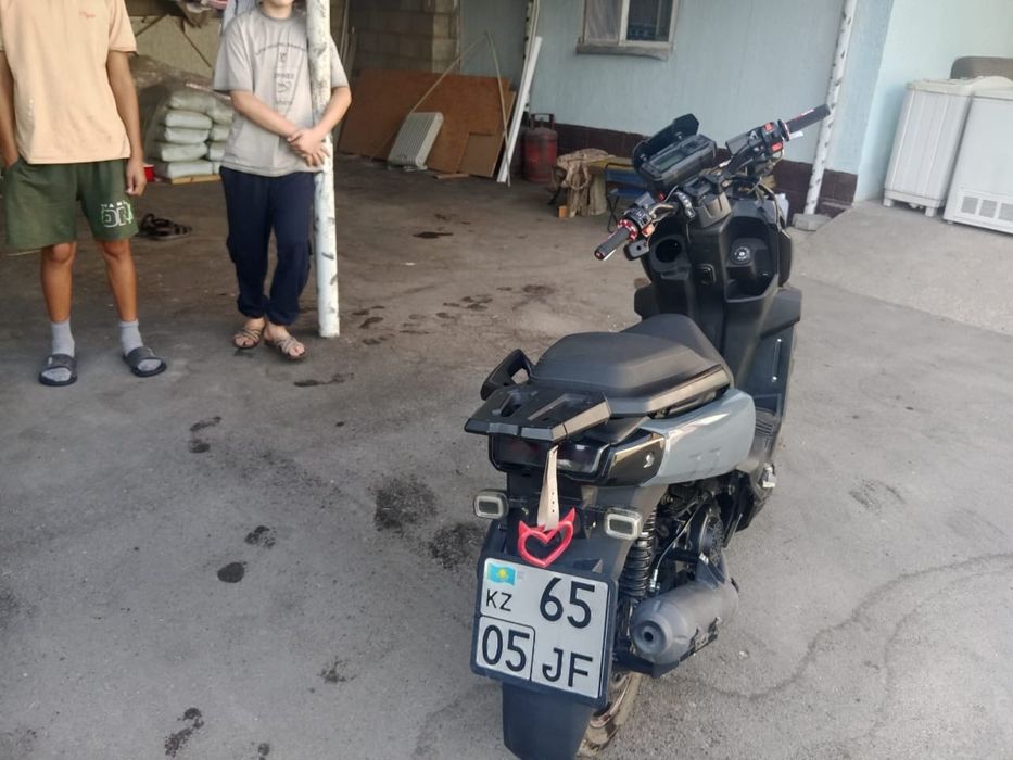 Продам срочно мопед танк бро