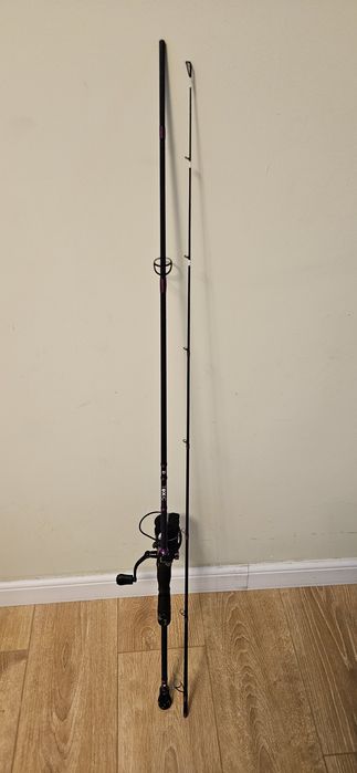 Lanseta si mulineta spinning Delphin