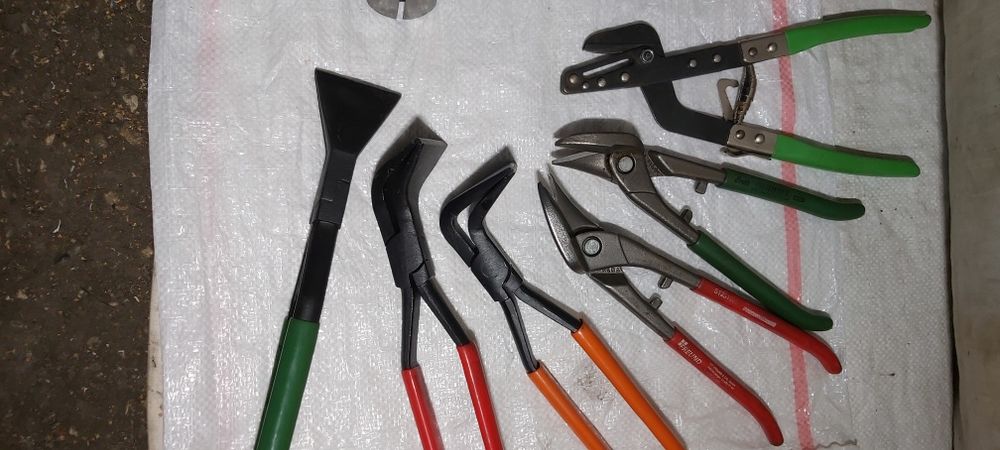 Clește faltuit tablă foarfeca  bessey  erdi nu stubai