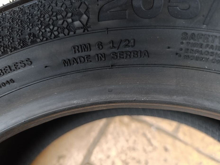 Нови зимни гуми Crosswind 205/55/16 dot 4025 made in Serbia