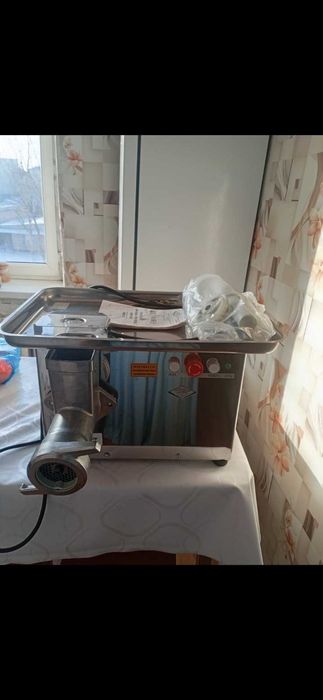 Мясорубка МИМ-300