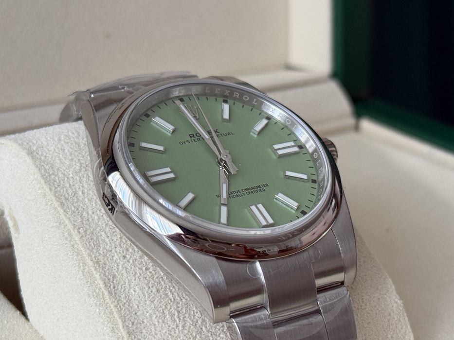 Часы Rolex Oyster Perpetual 41