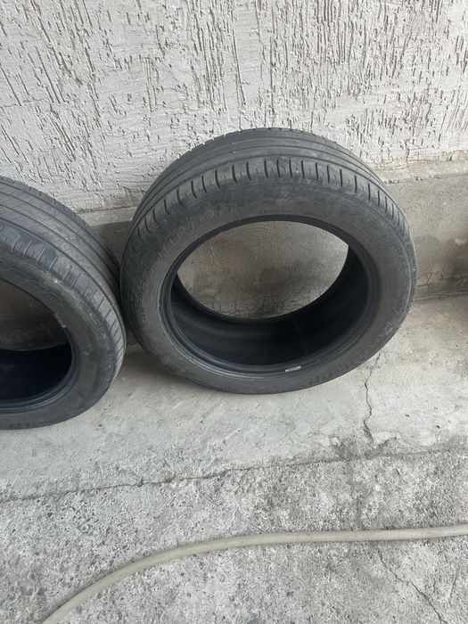 Летние шины 215/55R17